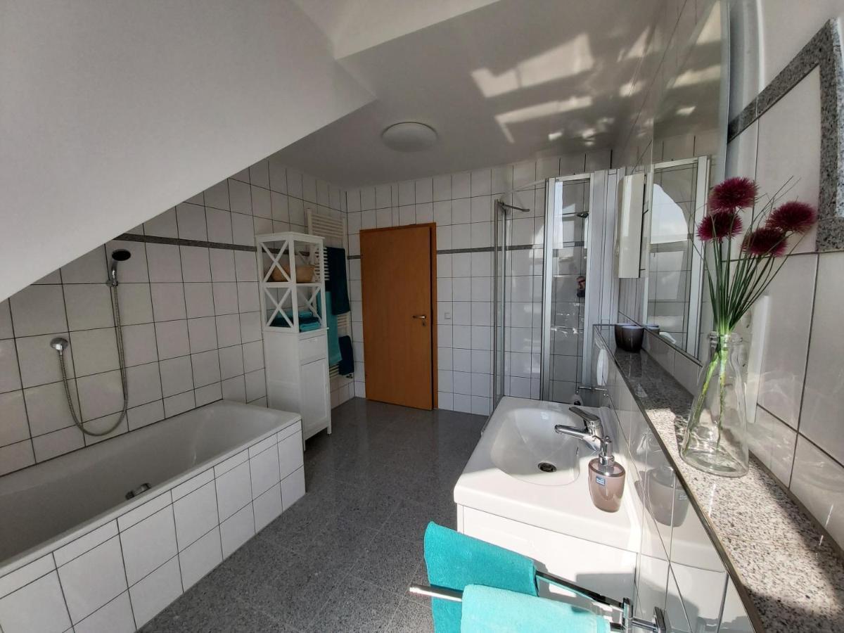 Апартаменты Tova Cologne Фрехен Экстерьер фото